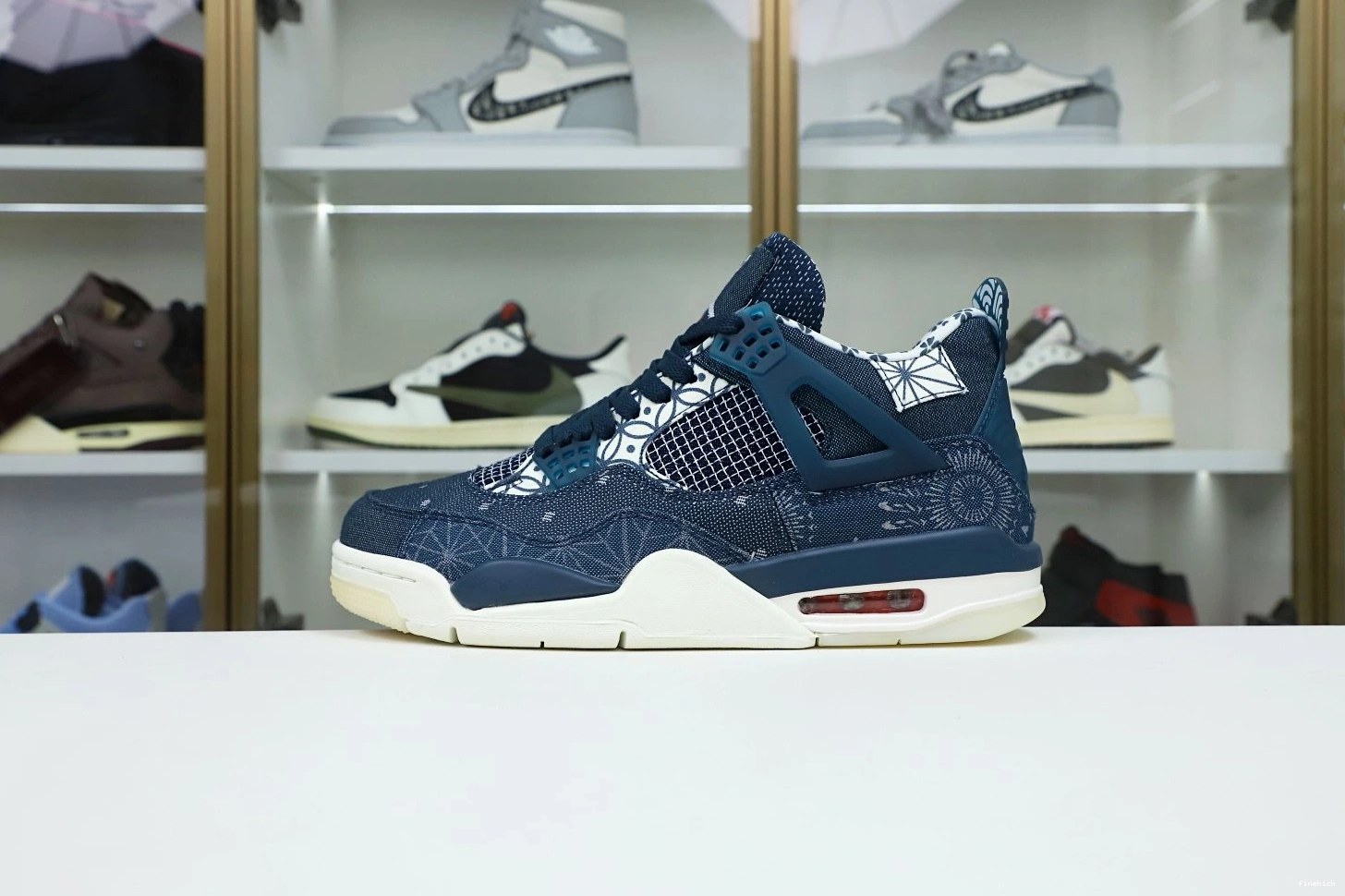 Jordan Air ocean